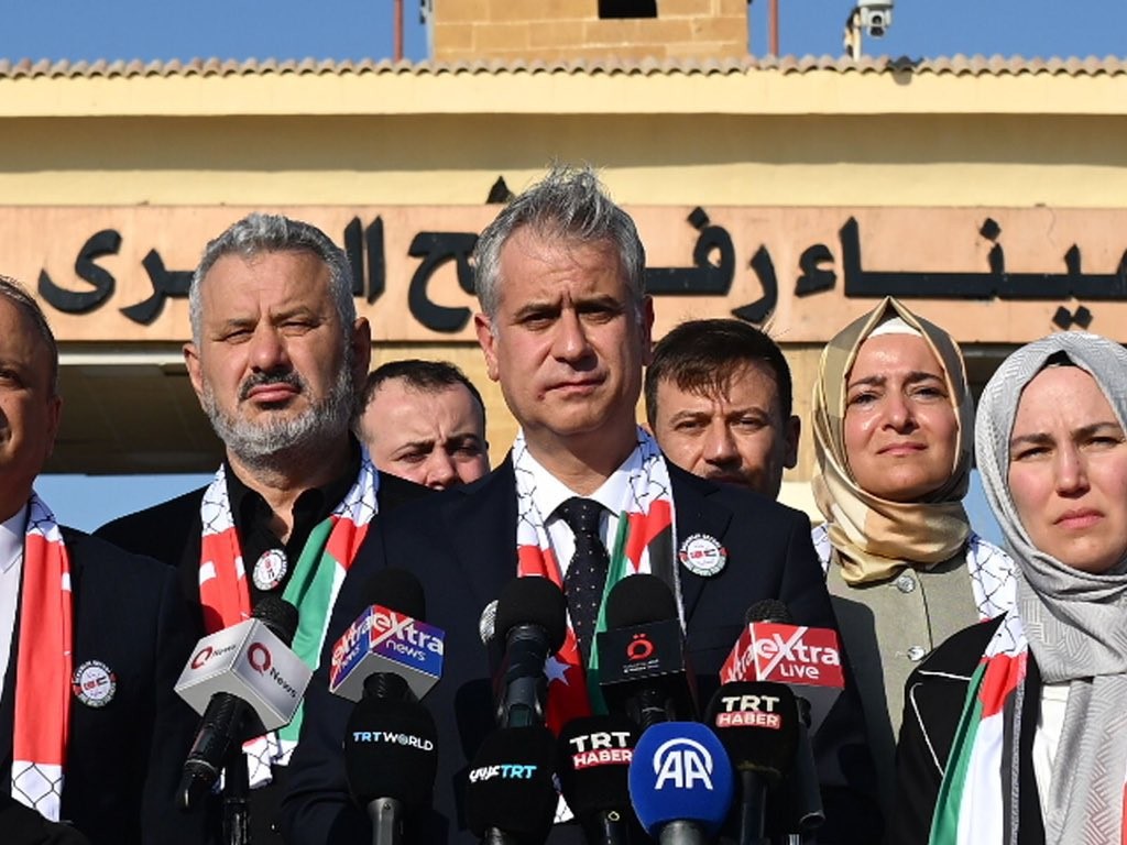 AK Parti Genel Başkan Yardımcısı Sayan Kaya Refah Sınır Kapısında