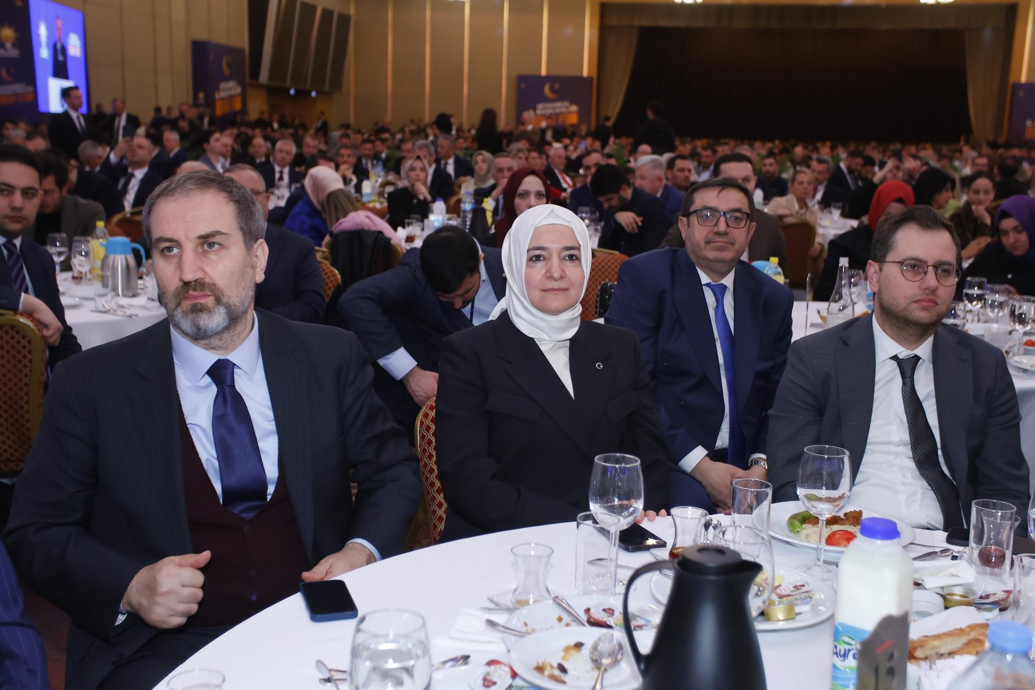AK Parti Genel Başkan Yardımcısı Sayan İstanbul İl Başkanlığı Teşkilat İftarı’na Katıldı