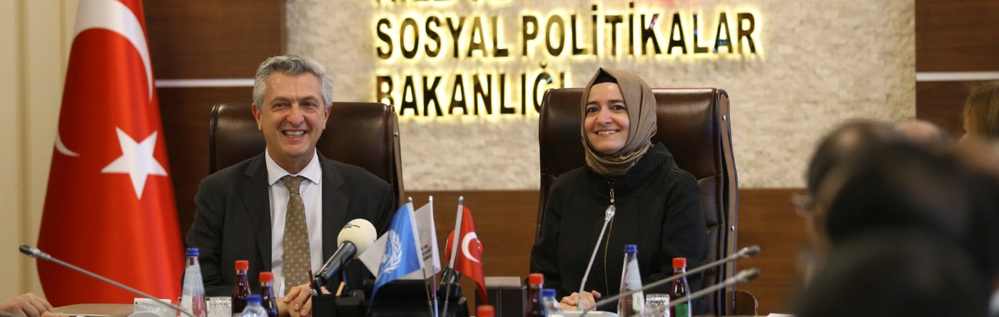 Bakan Kaya, Birleşmiş Milletler (BM) Mülteciler Yüksek Komiseri Filippo Grandi'yi kabul etti.