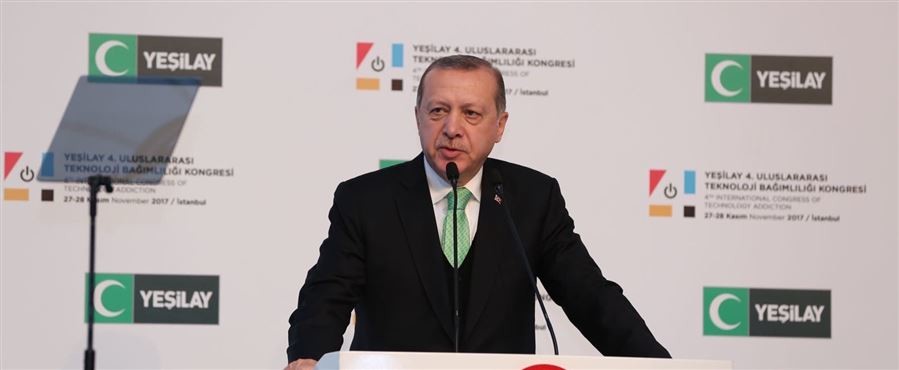 Cumhurbaşkanı Recep Tayyip Erdoğan, Yeşilay tarafından düzenlenen 4. Uluslararası Teknoloji Bağımlılığı Kongresi’nin açılış programına katıldı.