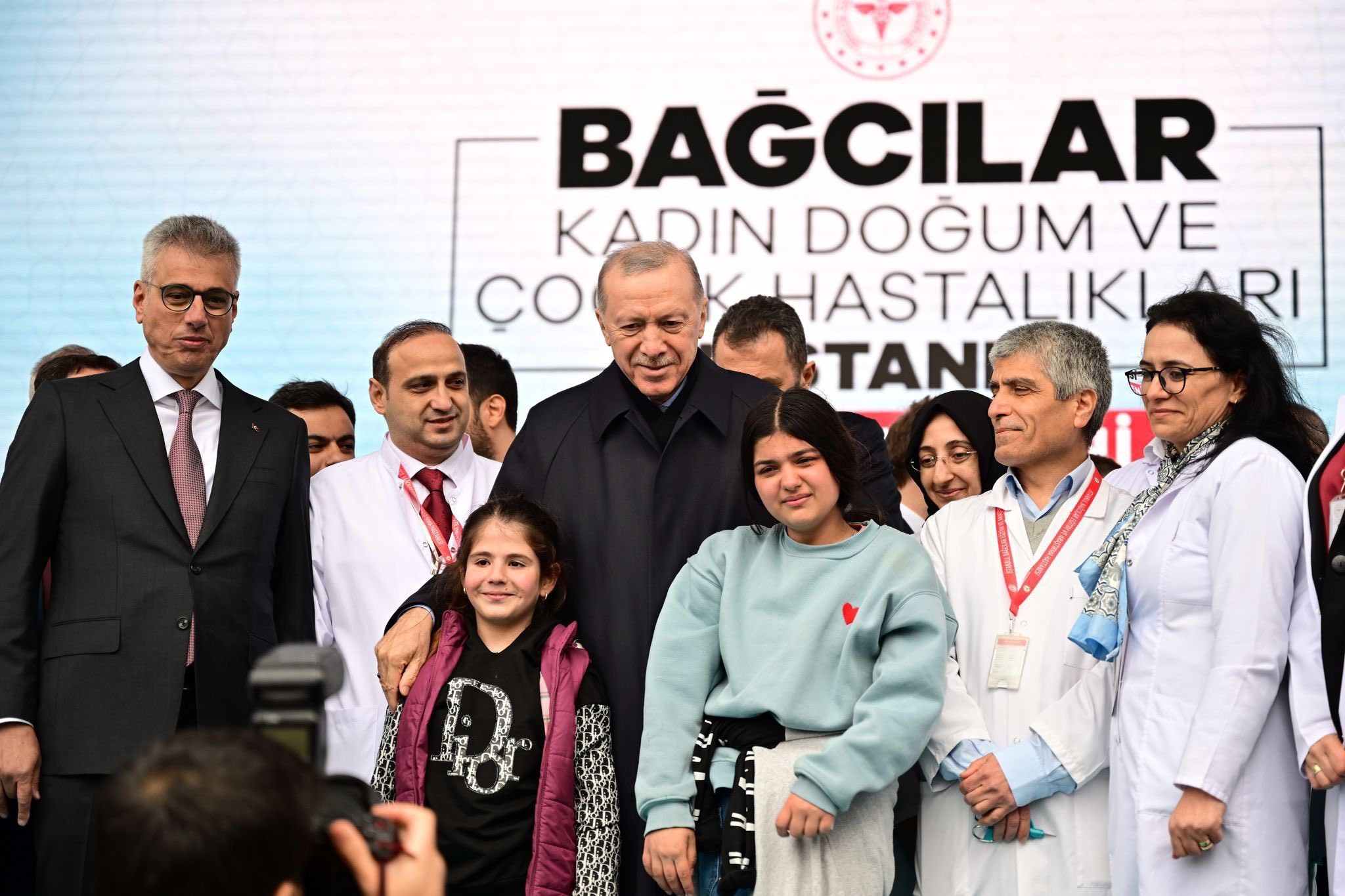 AK Parti Genel Başkan Yardımcısı Sayan Bağcılar Kadın Doğum ve Çocuk Hastalıkları Hastanesi'nin Açılışına Katıldı