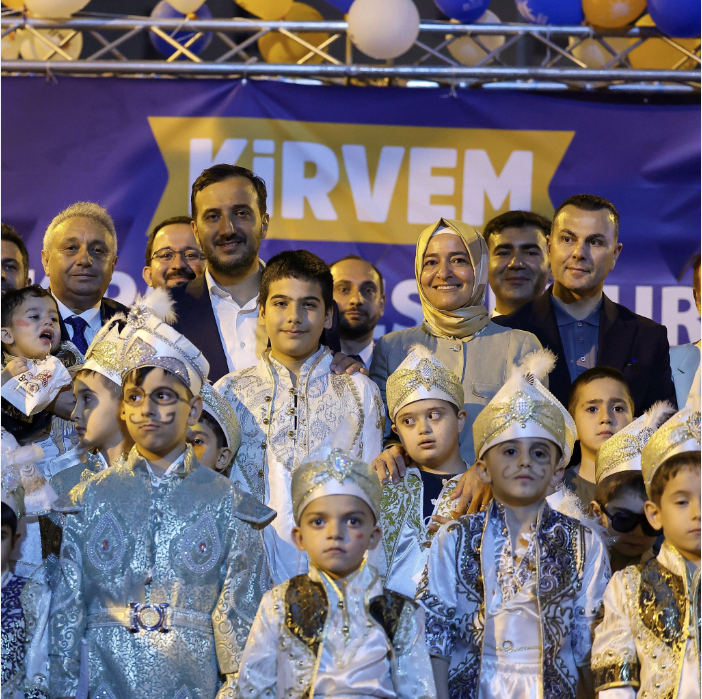 AK Parti Genel Başkan Yardımcısı Sayan Kaya Sünnet Şölenine Katıldı