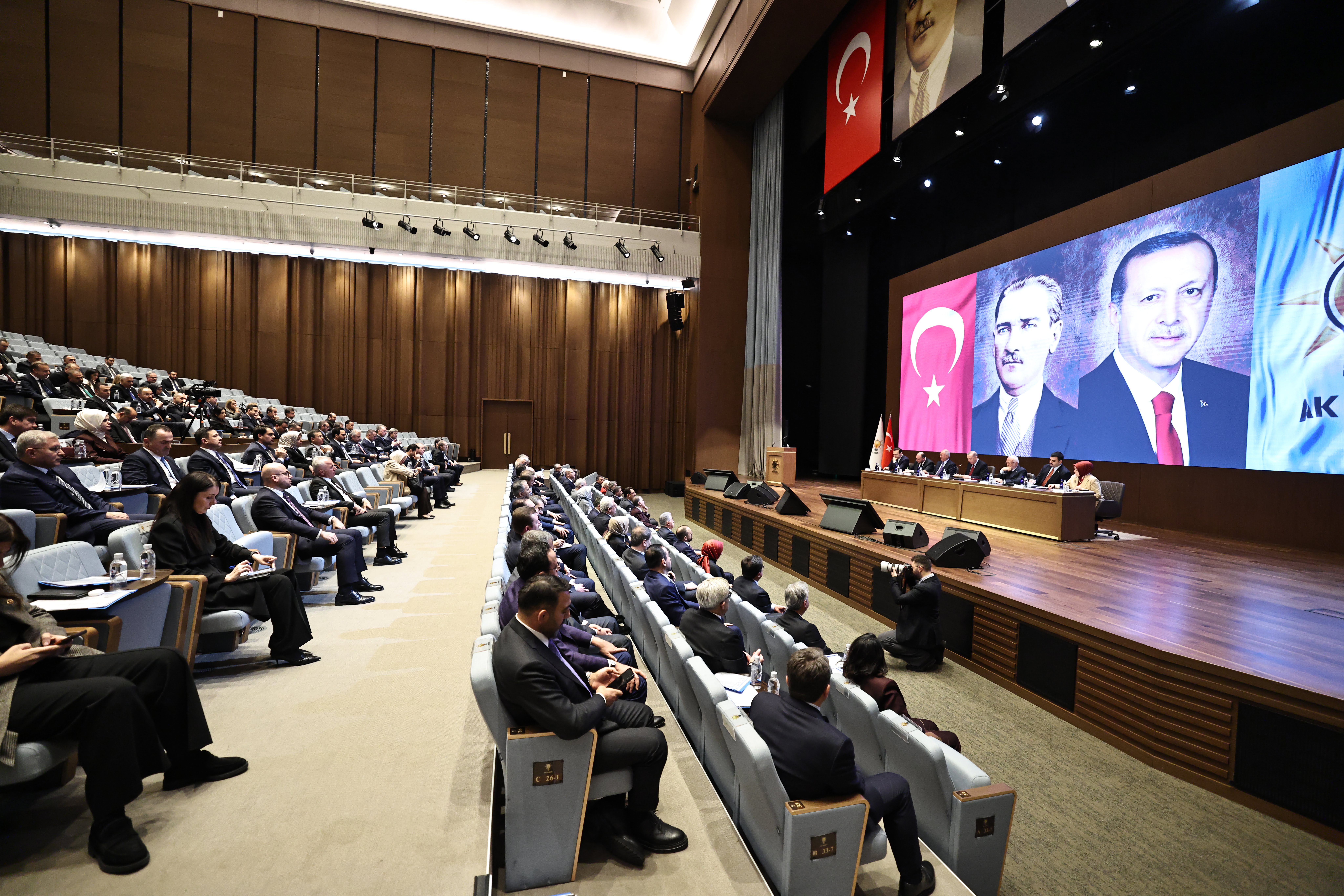 AK Parti Genel Başkan Yardımcısı Sayan Kaya Merkez Karar ve Yönetim Kurulu Toplantısı'na Katıldı