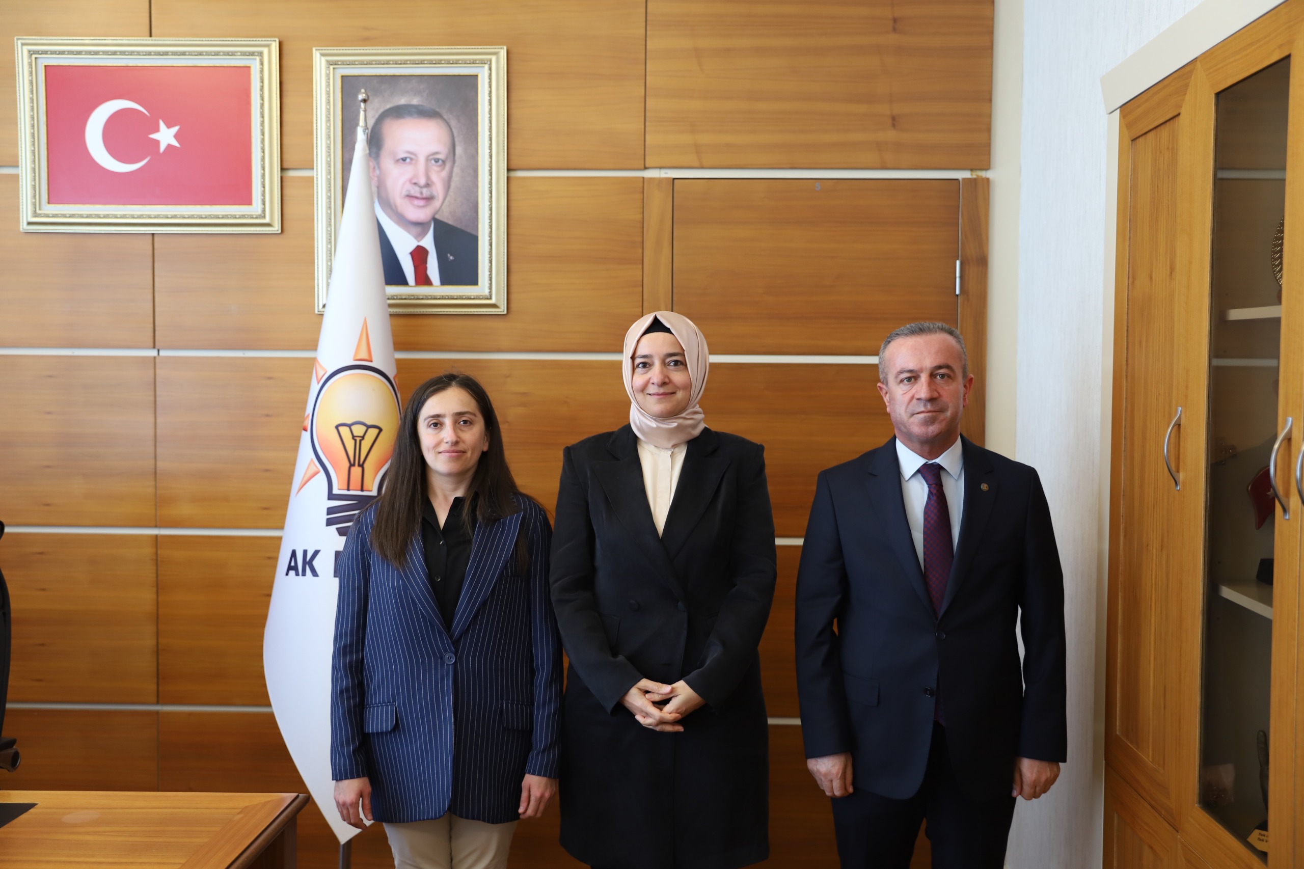 AK Parti Genel Başkan Yardımcısı Sayan Kaya, Şehit Kızı Ruzan Demir’i Ağırladı