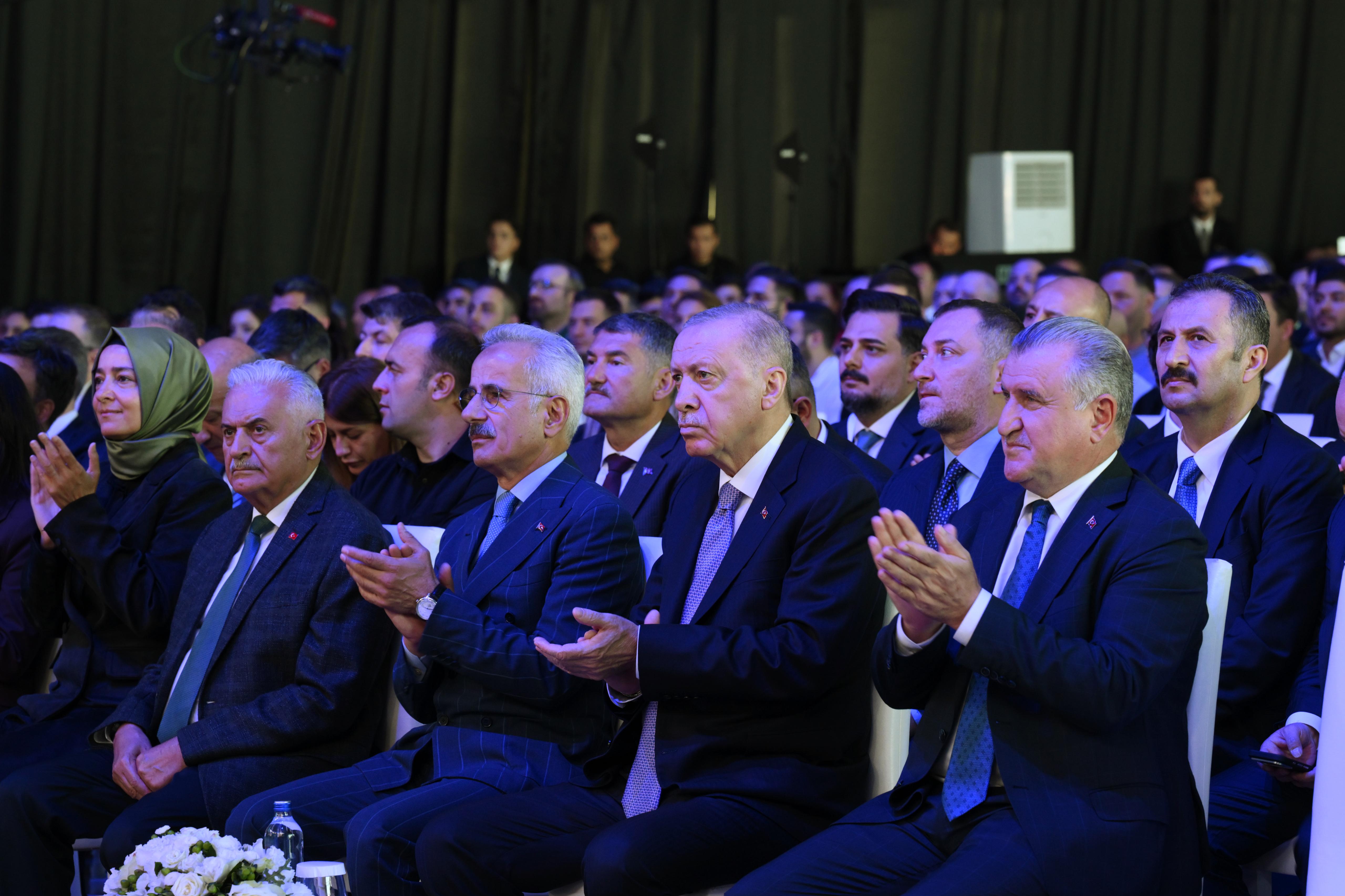 Sayan Kaya, İstanbul Havalimanı’nın 4. Ana Pisti Açılış Törenine Katıldı