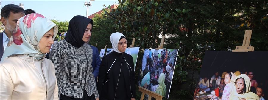 Bakan Kaya Arakanl M sl manlar n durumuna dikkati ekmek